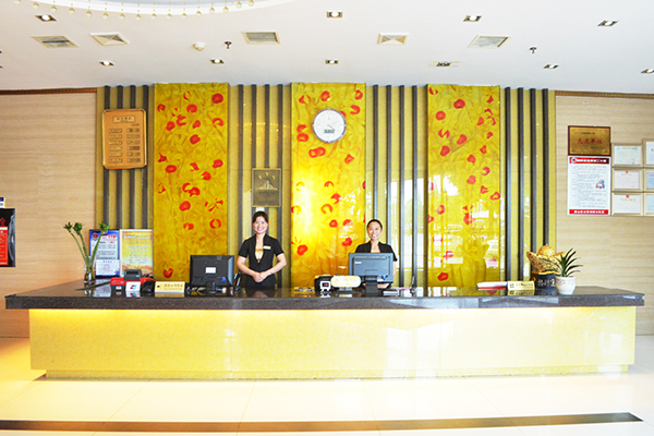 明月大酒店