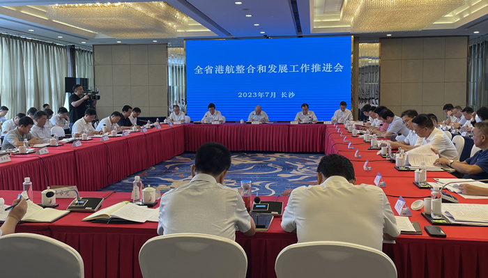会议现场。贺禧摄